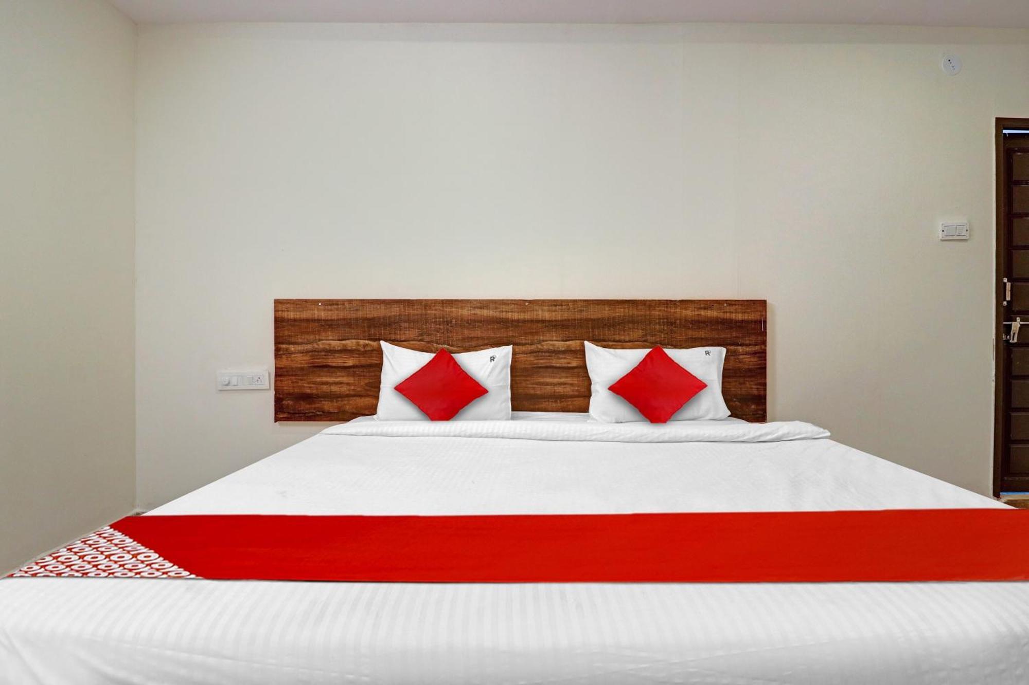 Hotel O R Square Inn Haidarábád Kültér fotó